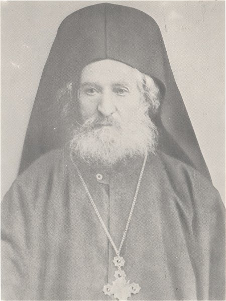 Архимандрит Хаджи Методий. Виден родолюбец и благодетел. През 1900 г. е управител на Сярската българска епархия