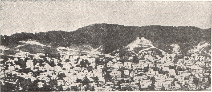 Fig. 154. Kruševo. View of the west side of the town with Kiósk