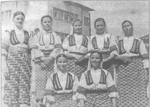 Лятна носия от селата Урумче и Чатал тепе